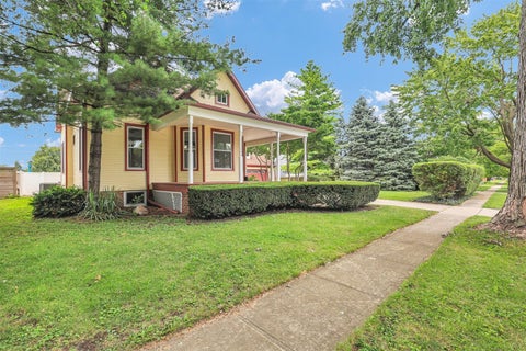 Tiny photo for 202 E Daggy Street, Tuscola, IL 61953 (MLS # 12713677)