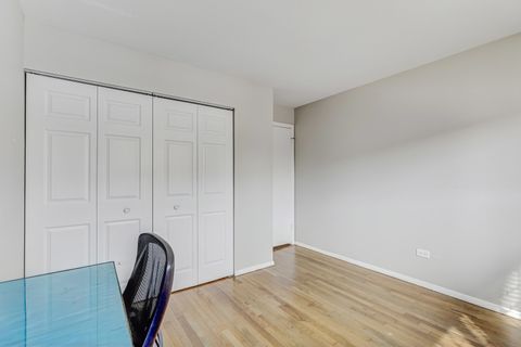 Tiny photo for 8864 Northshore Drive #1A, Des Plaines, IL 60016 (MLS # 12604258)