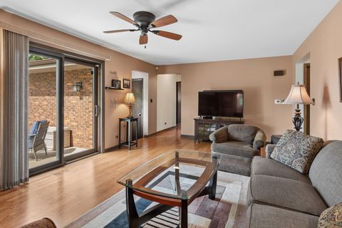 Tiny photo for 913 Andermann Lane, Darien, IL 60561 (MLS # 12631883)