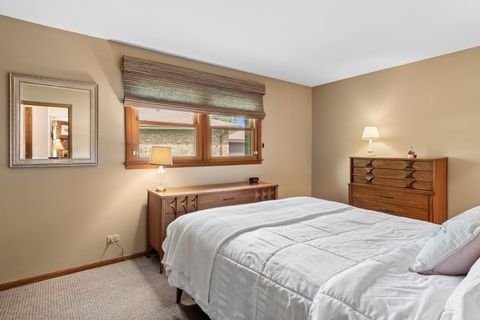Tiny photo for 913 Andermann Lane, Darien, IL 60561 (MLS # 12631883)