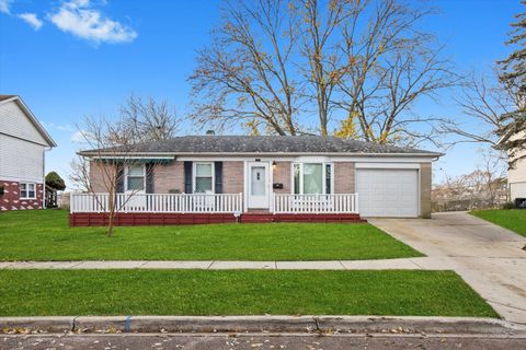 228 Kosan Circle Streamwood IL 60107