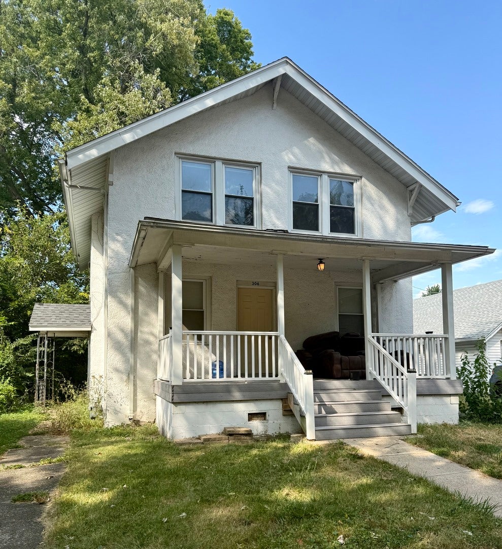 306 W Beardsley Avenue