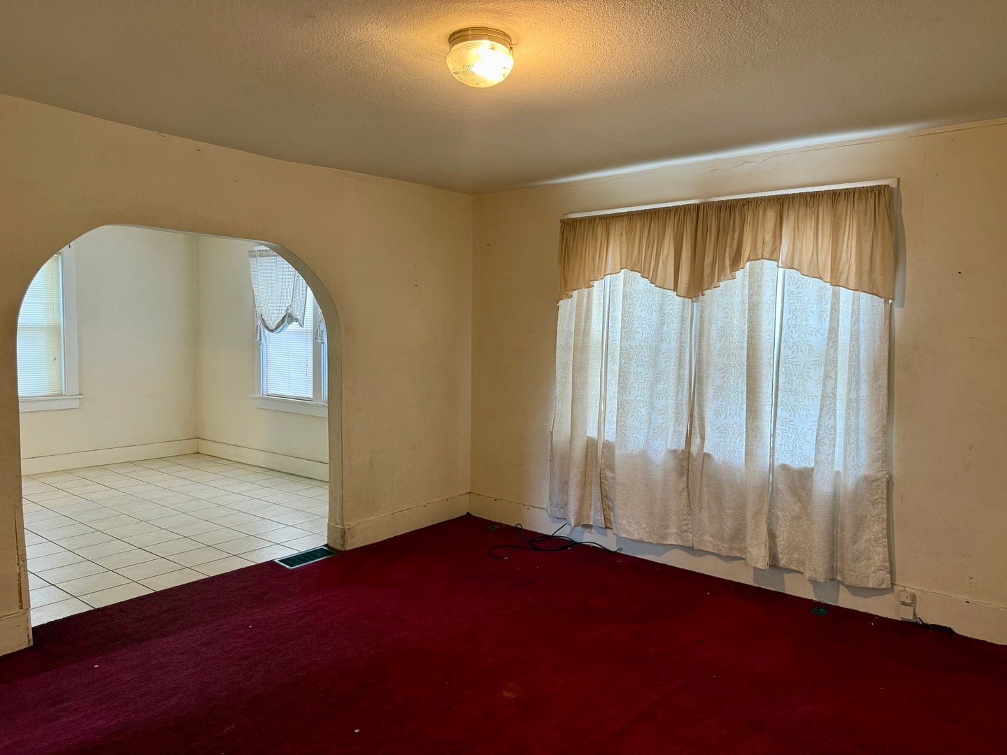 306 W Beardsley Avenue
