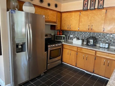 Tiny photo for 12411 S Lincoln Street, Calumet Park, IL 60827 (MLS # 12496360)