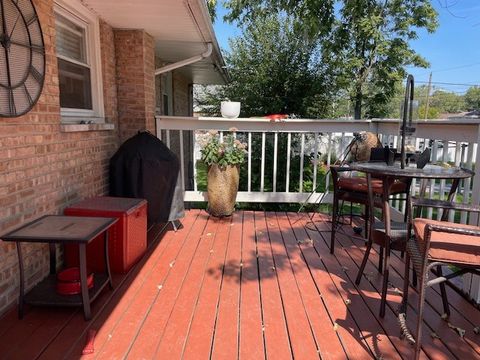 Tiny photo for 12411 S Lincoln Street, Calumet Park, IL 60827 (MLS # 12496360)