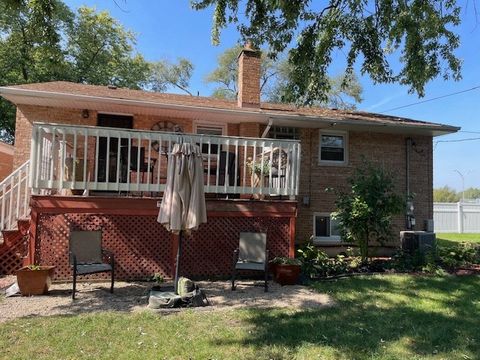 Tiny photo for 12411 S Lincoln Street, Calumet Park, IL 60827 (MLS # 12496360)