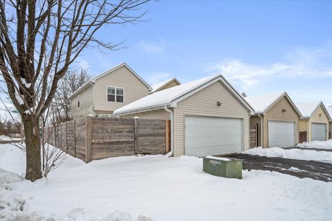 Tiny photo for 2077 Union Mill Drive, Aurora, IL 60503 (MLS # 12523572)