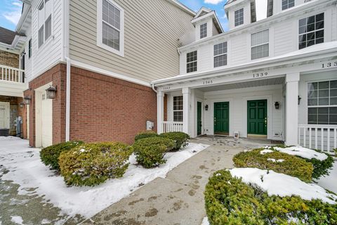 Tiny photo for 1343 Scarboro Road, Schaumburg, IL 60193 (MLS # 12592459)
