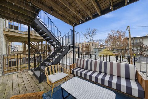 Tiny photo for 1016 W George Street #2, Chicago, IL 60657 (MLS # 12616156)