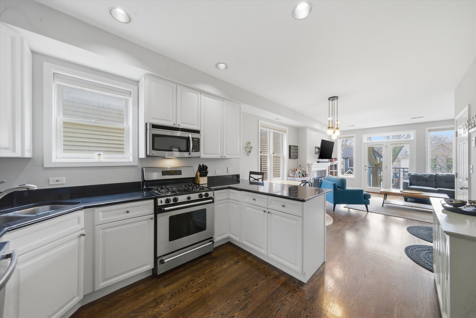 1016 W George Street 2