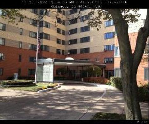 5056 N MARINE Drive D4 Chicago IL 60640