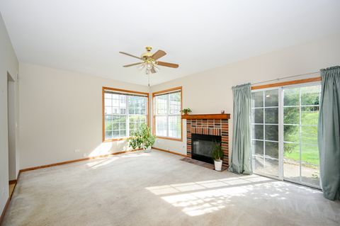 Tiny photo for 2037 S LINCOLN Avenue #2037, Lombard, IL 60148 (MLS # 12465952)