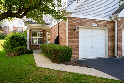 Tiny photo for 2037 S LINCOLN Avenue #2037, Lombard, IL 60148 (MLS # 12465952)