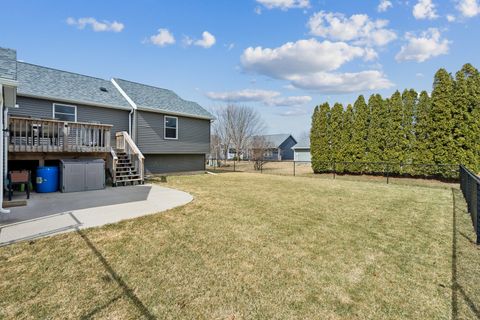 Tiny photo for 414 W Meadow Lane, Walcott, IA 52773 (MLS # 12592249)