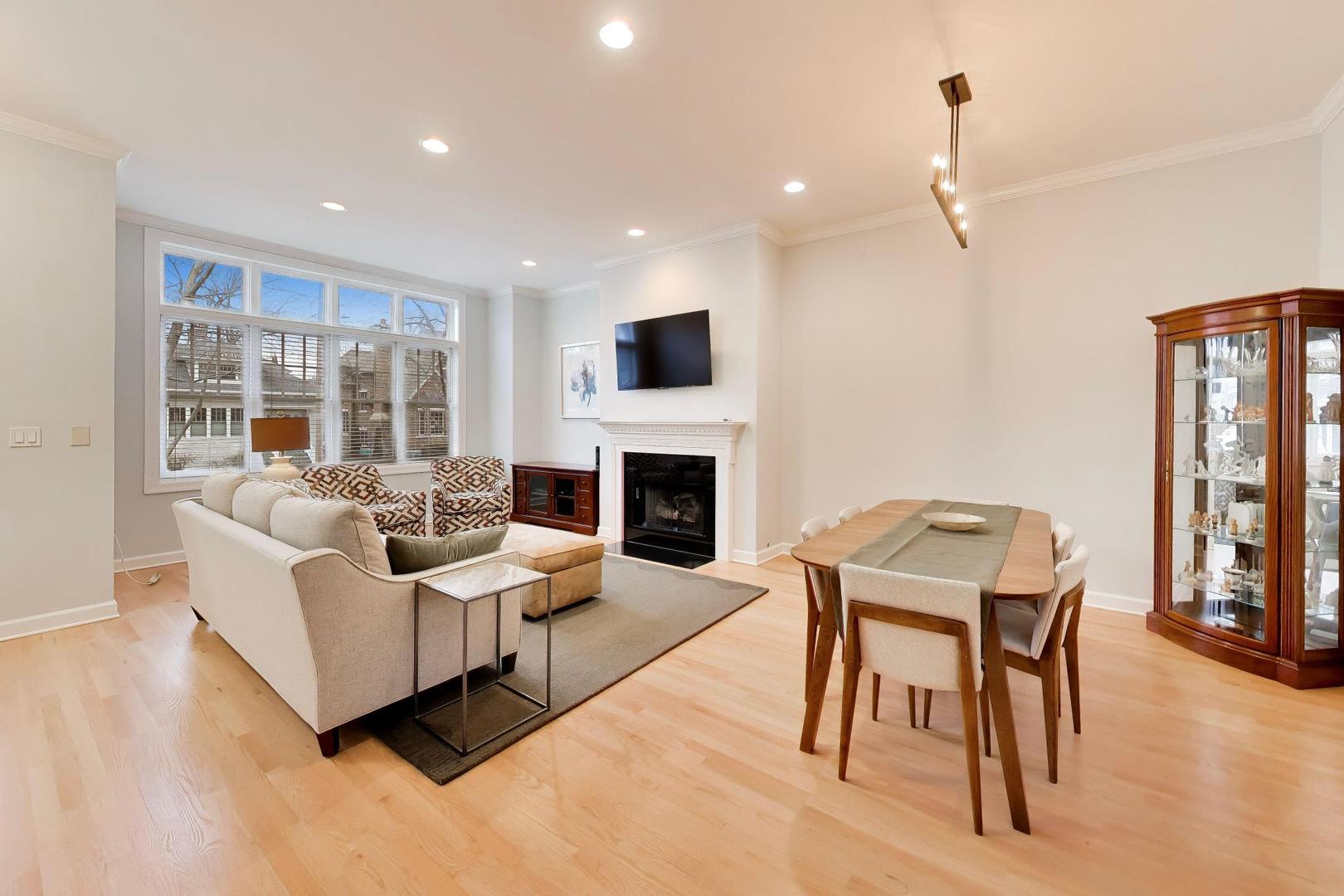 207 S Evergreen Avenue