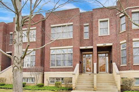 207 S Evergreen Avenue Arlington Heights IL 60005