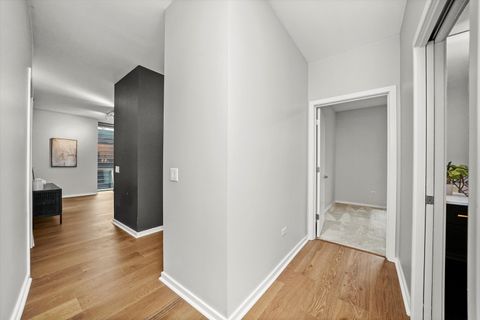 Tiny photo for 125 S Green Street #806A, Chicago, IL 60607 (MLS # 12577100)
