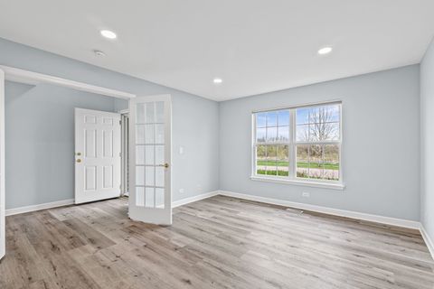 Tiny photo for 1658 Centennial Drive, Antioch, IL 60002 (MLS # 12610915)