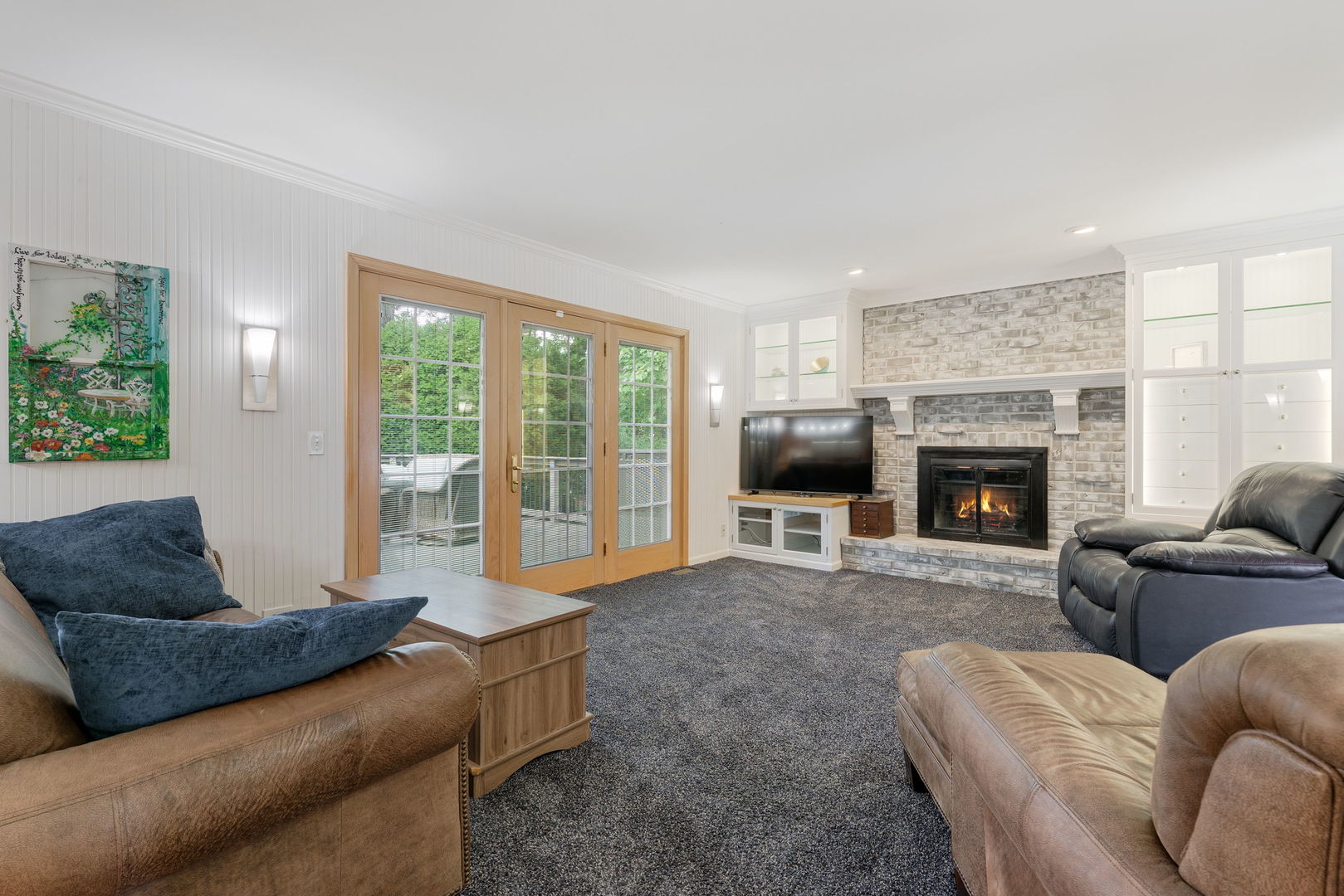 174 S Montclair Avenue
