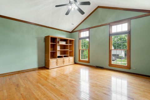 Tiny photo for 174 S Montclair Avenue, Glen Ellyn, IL 60137 (MLS # 12748657)