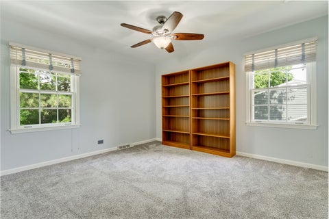 Tiny photo for 174 S Montclair Avenue, Glen Ellyn, IL 60137 (MLS # 12748657)