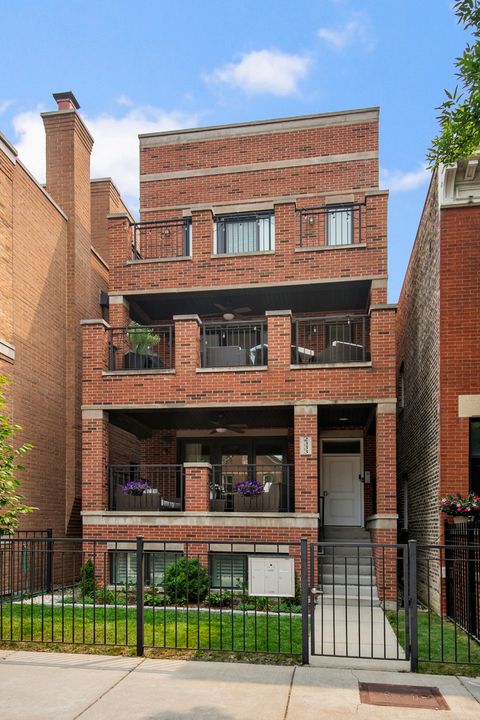 Photo of 2333 N Southport Avenue #1, Chicago, IL 60614 (MLS # 12708648)
