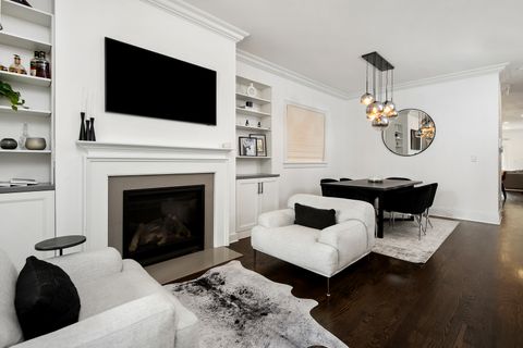 Tiny photo for 2333 N Southport Avenue #1, Chicago, IL 60614 (MLS # 12708648)