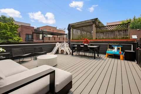 Tiny photo for 2333 N Southport Avenue #1, Chicago, IL 60614 (MLS # 12708648)