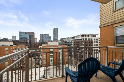Tiny photo for 950 W MONROE Street #817, Chicago, IL 60607 (MLS # 12590850)