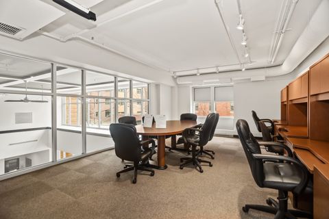 Tiny photo for 950 W MONROE Street #817, Chicago, IL 60607 (MLS # 12590850)