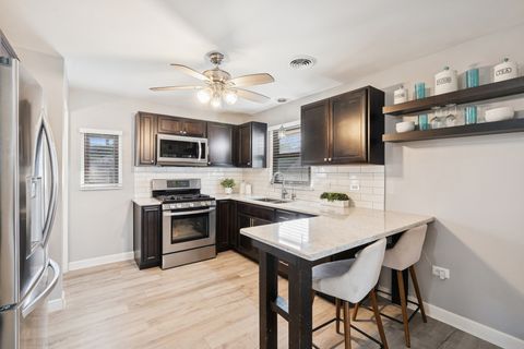 Tiny photo for 2337 S 2nd Avenue, North Riverside, IL 60546 (MLS # 12485388)