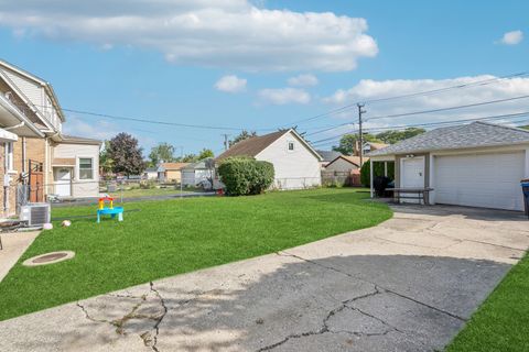 Tiny photo for 2337 S 2nd Avenue, North Riverside, IL 60546 (MLS # 12485388)