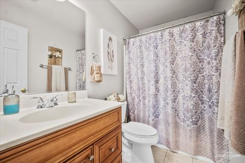 Tiny photo for 1029 Wynnfield Court, Elgin, IL 60120 (MLS # 12632573)