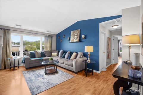 Tiny photo for 1029 Wynnfield Court, Elgin, IL 60120 (MLS # 12632573)
