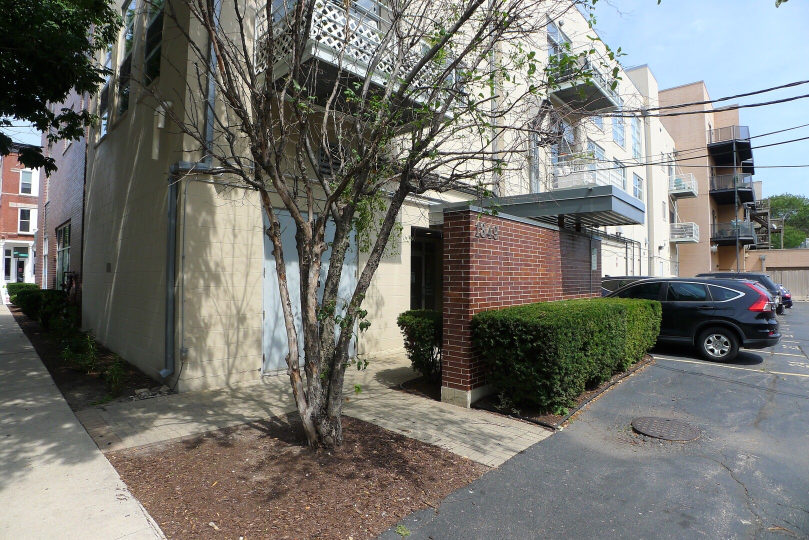 1849 W NORTH Avenue 10