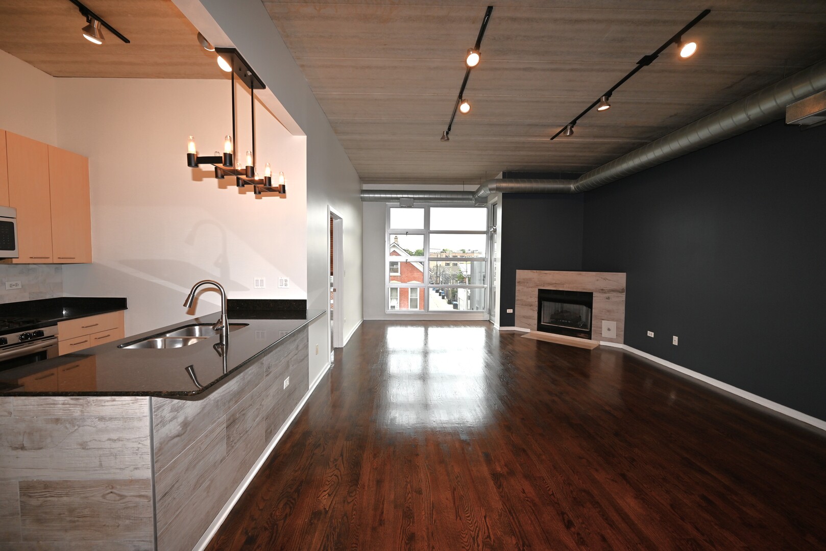1849 W NORTH Avenue 10
