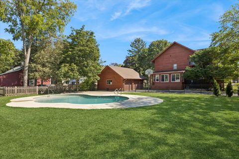 Tiny photo for 56 S Caroline Street, Crystal Lake, IL 60014 (MLS # 12474453)