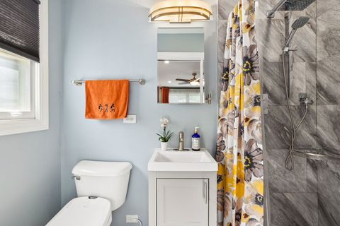 Tiny photo for 6923 N Chicora Avenue, Chicago, IL 60646 (MLS # 12481991)