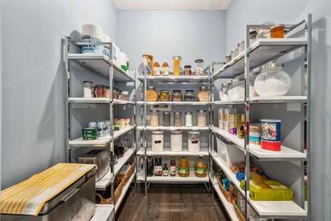 Tiny photo for 6923 N Chicora Avenue, Chicago, IL 60646 (MLS # 12481991)