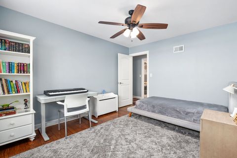 Tiny photo for 6923 N Chicora Avenue, Chicago, IL 60646 (MLS # 12481991)