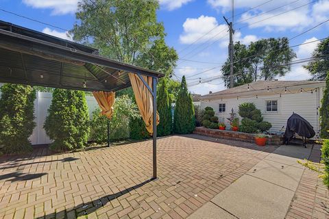 Tiny photo for 13326 S Burley Avenue, Chicago, IL 60633 (MLS # 12686657)