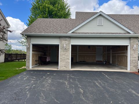Tiny photo for 25410 W Latham Court, Plainfield, IL 60585 (MLS # 12632584)
