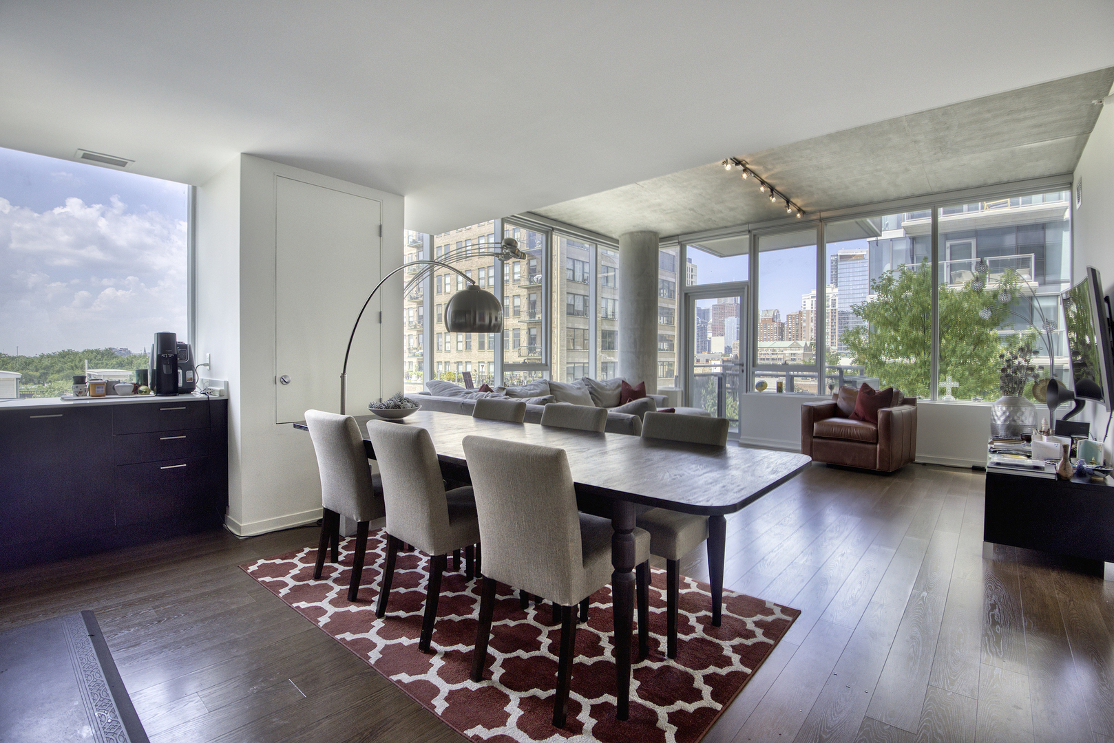 1345 S Wabash Avenue 503