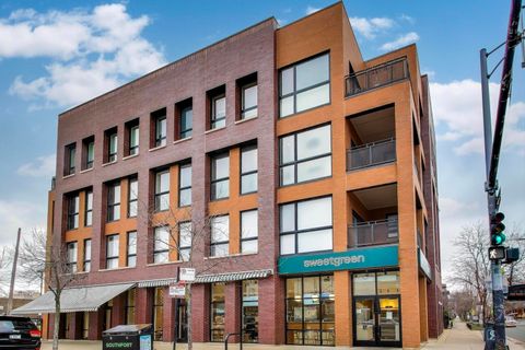 Tiny photo for 3601 N Southport Avenue #3A, Chicago, IL 60613 (MLS # 12524961)