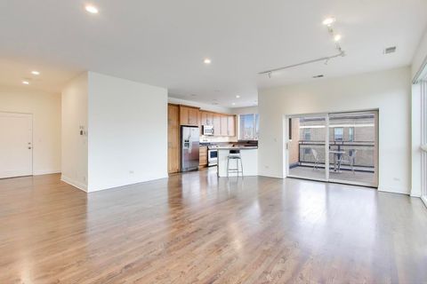 Tiny photo for 3601 N Southport Avenue #3A, Chicago, IL 60613 (MLS # 12524961)