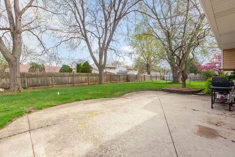 Tiny photo for 935 Brower Drive, Roselle, IL 60172 (MLS # 12613508)