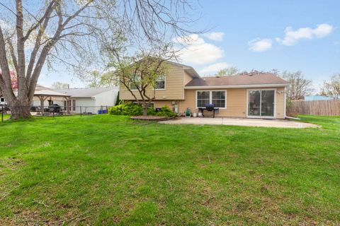Tiny photo for 935 Brower Drive, Roselle, IL 60172 (MLS # 12613508)