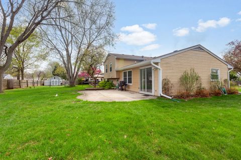 Tiny photo for 935 Brower Drive, Roselle, IL 60172 (MLS # 12613508)
