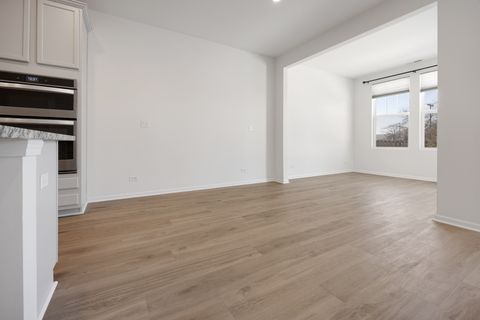 Tiny photo for 537 Watercress Drive, Aurora, IL 60504 (MLS # 12597210)