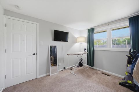Tiny photo for 277 W Raye Drive, Chicago Heights, IL 60411 (MLS # 12634710)